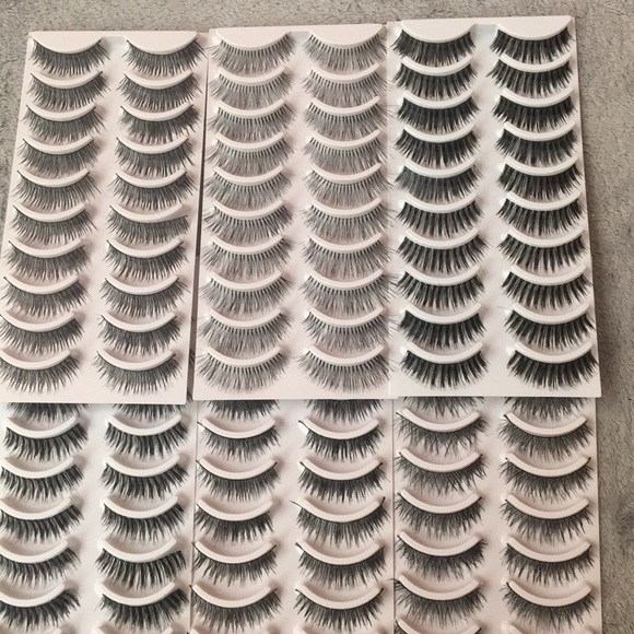 Fake eyelashes - Picture 1 of 7
